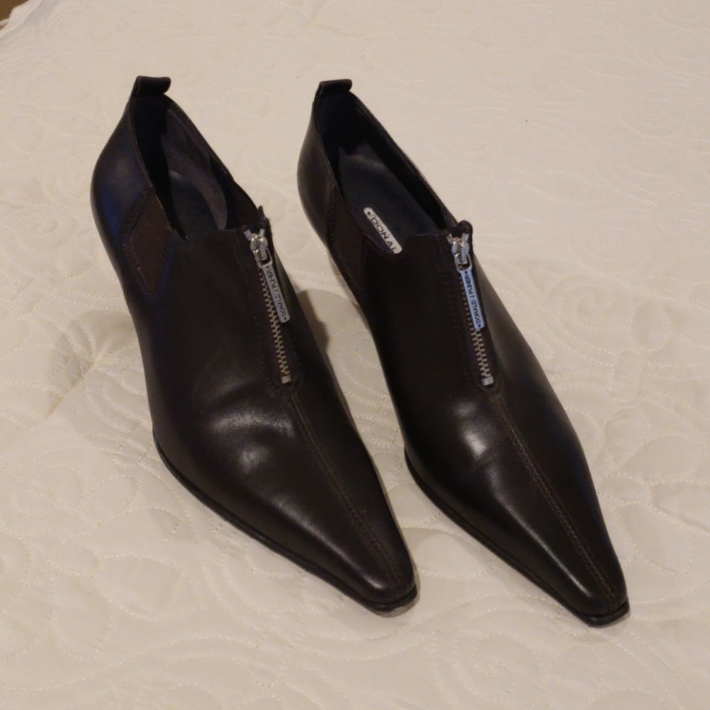 Donald J Pliner booties